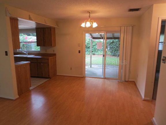 5th image of 7729 Westridge Ct