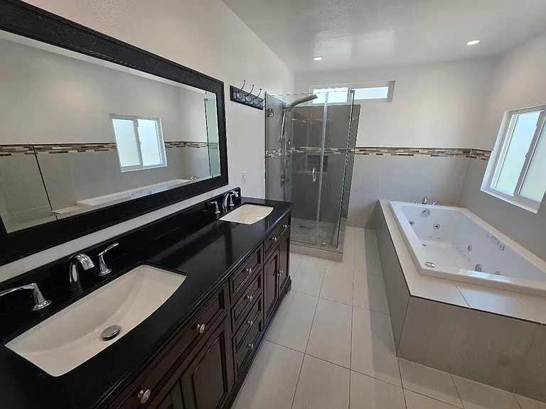 12947 Arabella Pl — Photo 49