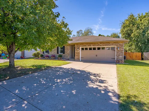 1925 Meridian Dr, Evansville, IN 47715