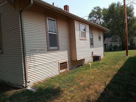 4th image of 308 N 13th St