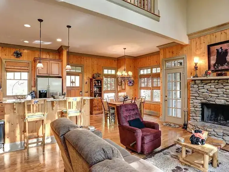 191 Laurel Ridge Trl — Photo 3