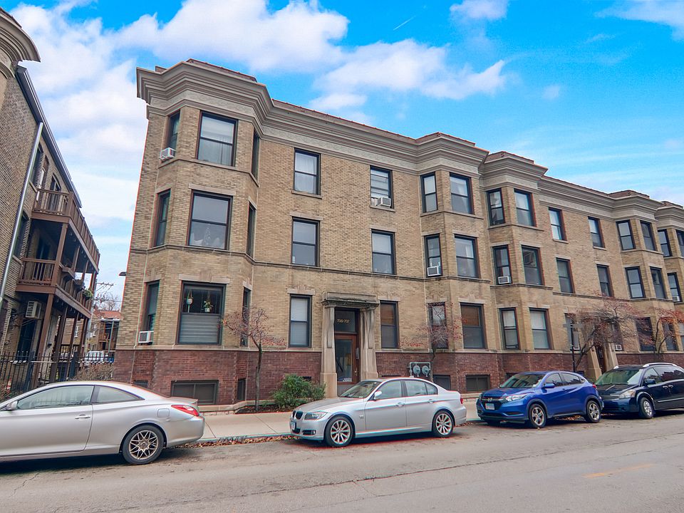1st image of 737 W Wellington Ave APT 1