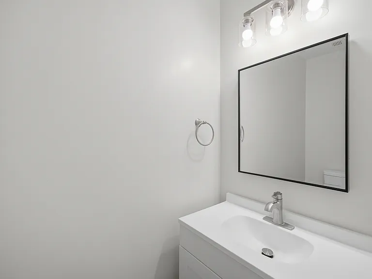 5109 Glenwood Way — Photo 16
