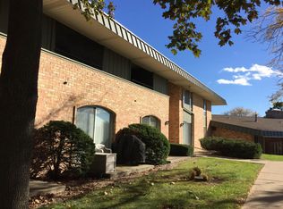 4117 W Rivers Edge Cir UNIT 4, Brown Deer, WI 53209