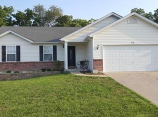 29 Saint Kathleen Ct, Troy, MO 63379