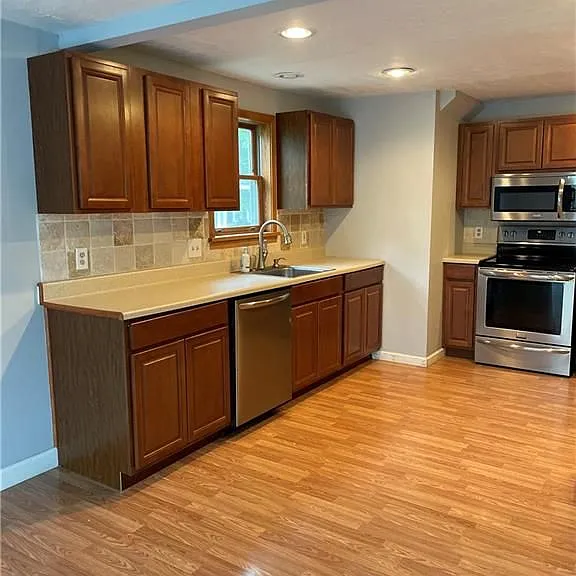 360 S Indiana Ave — Photo 20