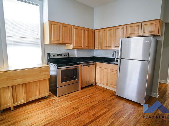2nd image of 1947 N Cleveland Ave APT 4R