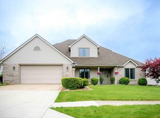 3117 Shawnee Trl, New Haven, IN 46774