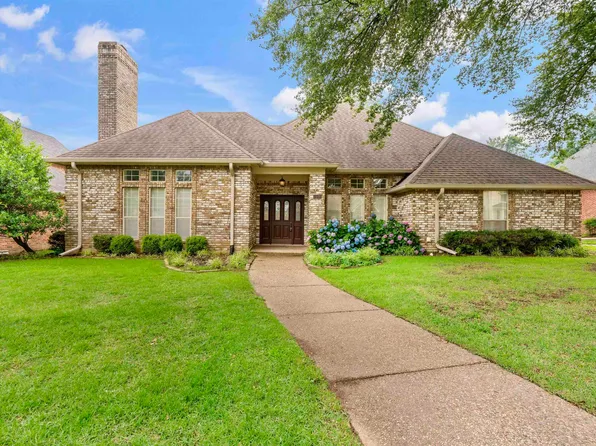 2930 Margaret St, Paris, TX 75460