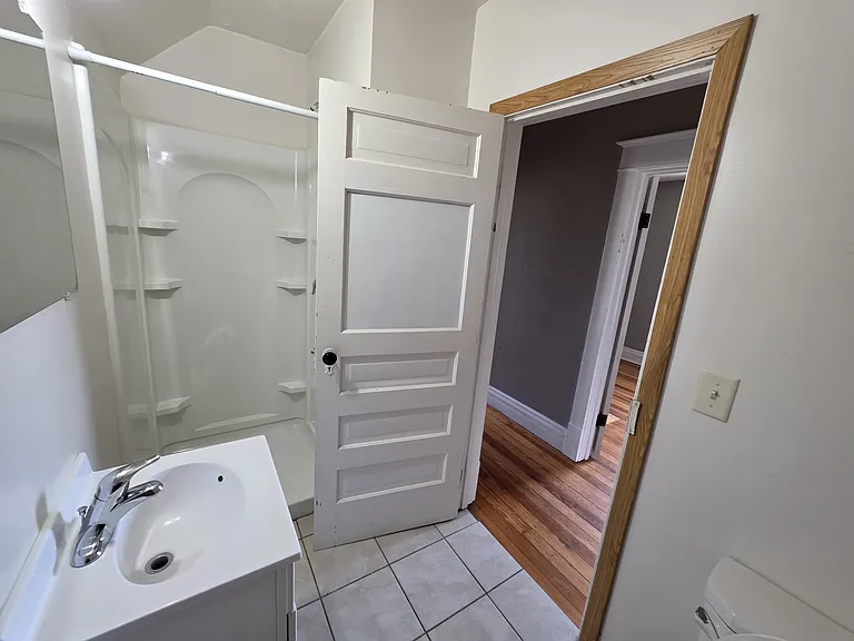 1125 Claremont St — Photo 3