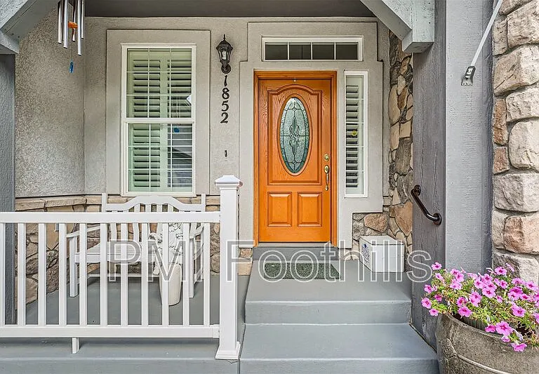 1852 S Jay Ct — Photo 3
