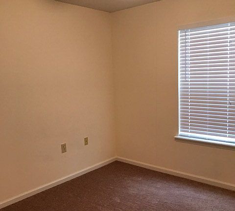 4th image of 4165 Hamilton Cir