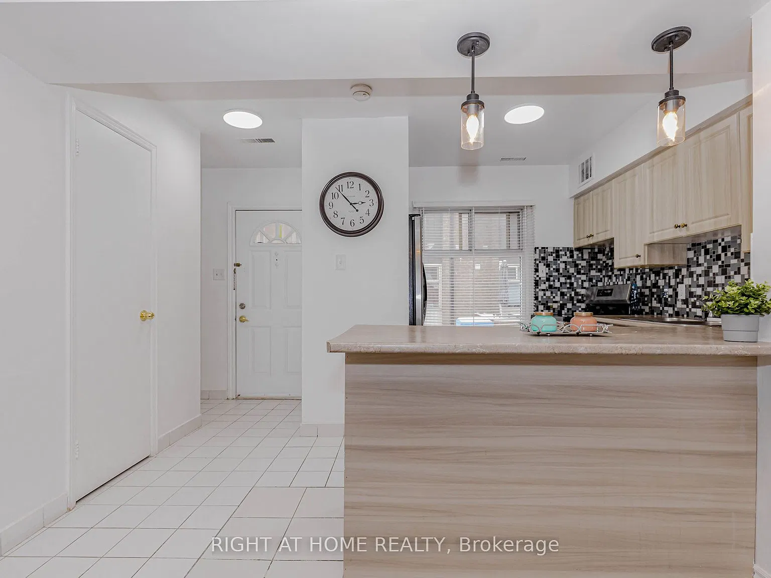 3 bed, $2,650 — Photo 3