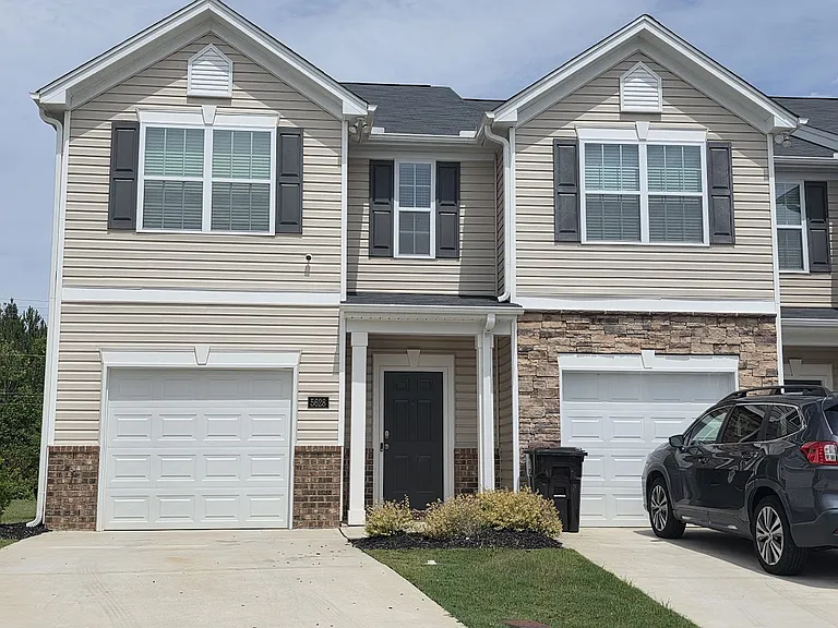 5628 Carrington Ct — Photo 1
