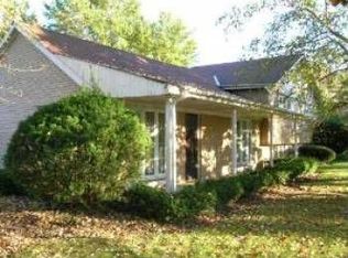 123 Baldwin Ave, Waukegan, IL 60085