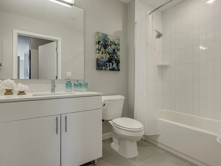 500 Park Avenue — Photo 10