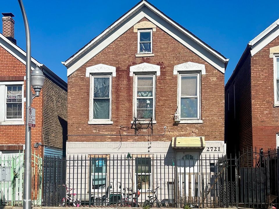 1st image of 2721 S Whipple St