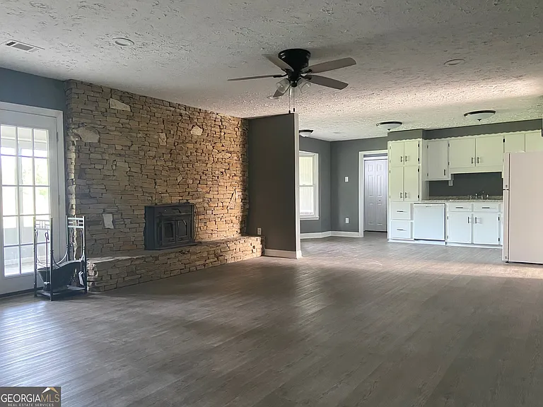 181 Aultman Rd — Photo 5
