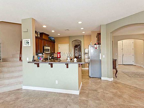 5th image of 157 Rolling Cove Ave