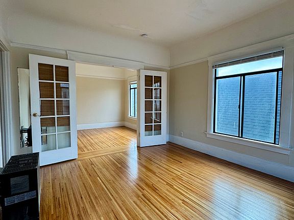 5th image of 1301 20th St APT 1