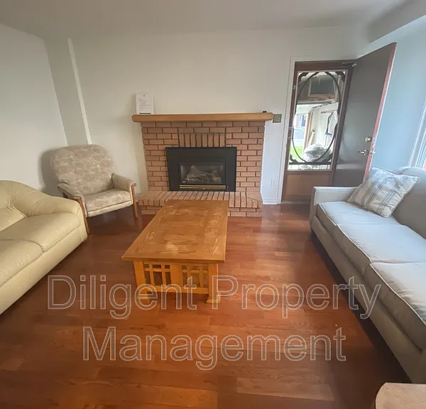 1103 Huntington Cir #PROPERTY — Photo 14