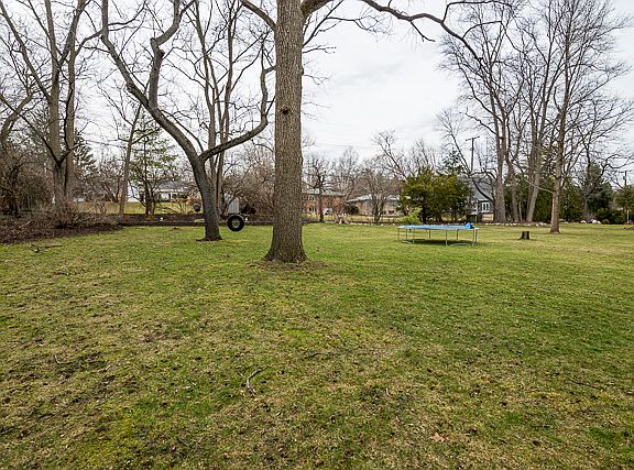 4th image of 1642 Sheridan Dr