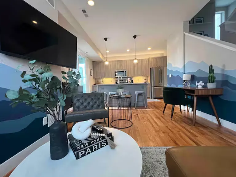 1731 Irving St #105 — Photo 4