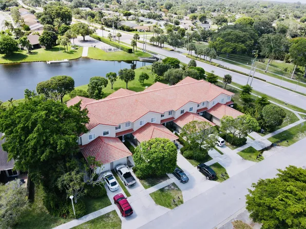 12760 Westhampton Circle, Wellington, FL 33414