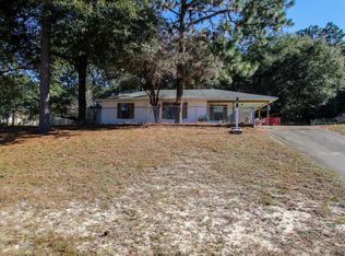310 Lakeview Dr, Crestview, FL 32536