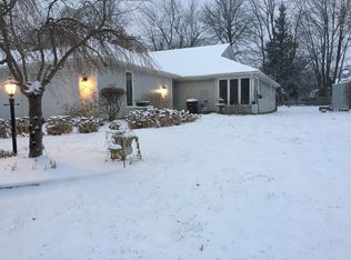 4521 Brookshire Cir, Fort Wayne, IN 46835