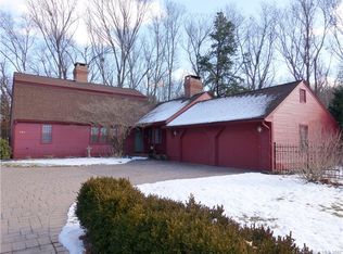 181 Dartmouth Rd, Manchester, CT 06040