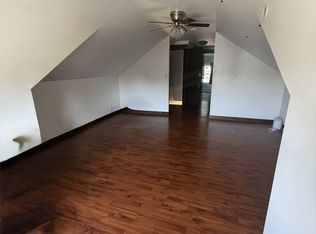 52 Chambly Ave Floor 2, Warwick, RI 02888