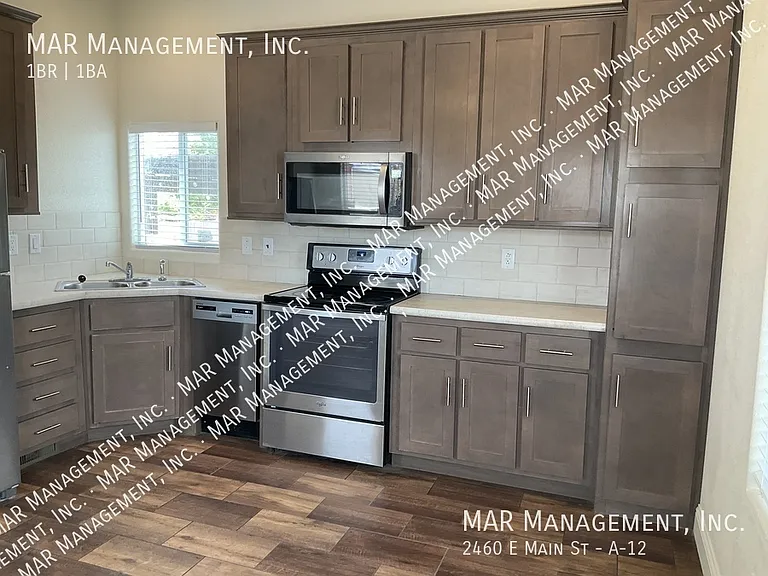 2460 E Main St #A12 — Photo 4