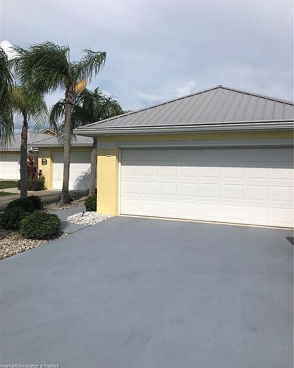 2nd image of 82 Clubhouse Ln
