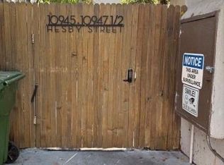 10945 Hesby St, North Hollywood, CA 91601