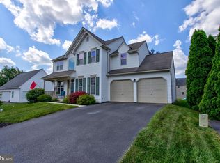 21 Apple Blossom Dr, Lancaster, PA 17602