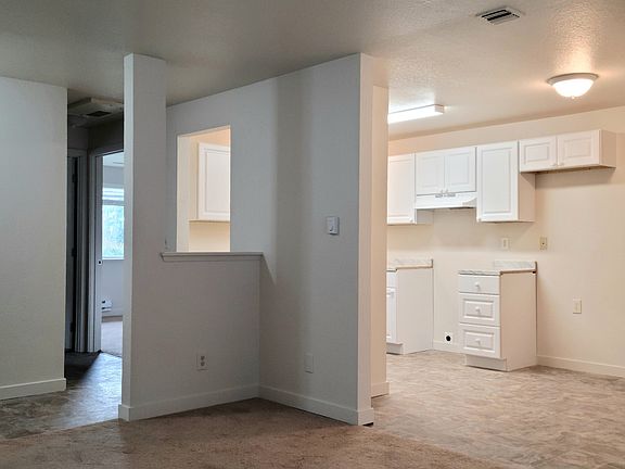 3rd image of 2056 E 56th St #H4