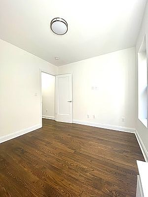 3rd image of 226 E 89th St APT 11