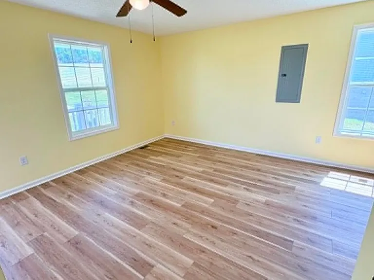 225 Jack Hunt Rd — Photo 3