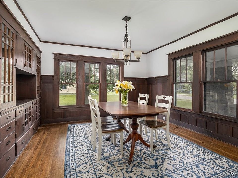 400 Girard Ave, East Aurora, NY 14052 Zillow