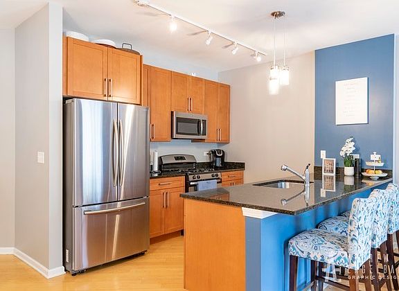 5th image of 757 W 14th St APT 1B
