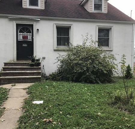5th image of 398 Netherland Ave