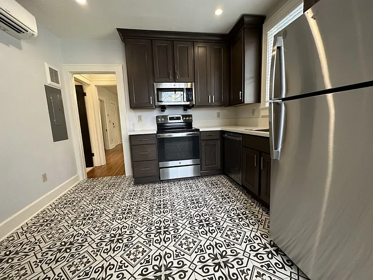 1107 Cumberland St #1 — Photo 17