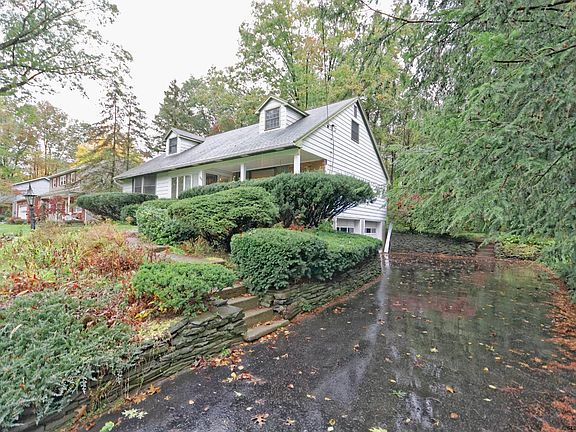 5th image of 109 S Parkway Dr