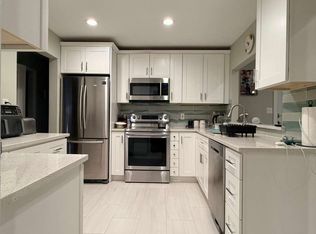 713 Durham Rd, East Meadow, NY 11554