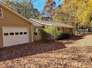 220 W Union Grove Cir, Auburn, GA 30011