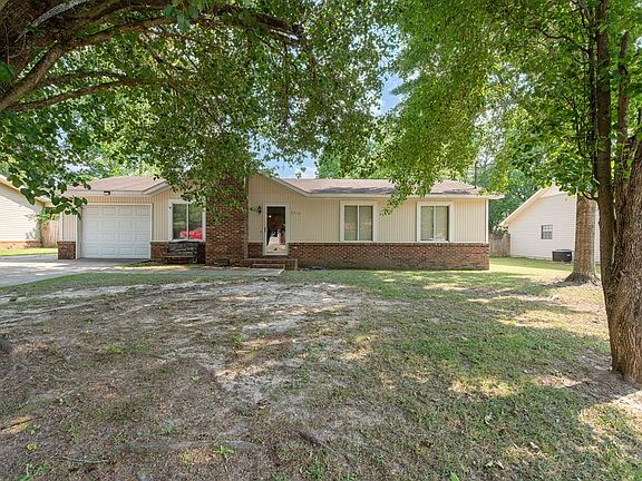 3rd image of 2310 Aberdeen Rd