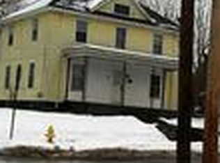 24 Hopkins St, Mount Morris, NY 14510