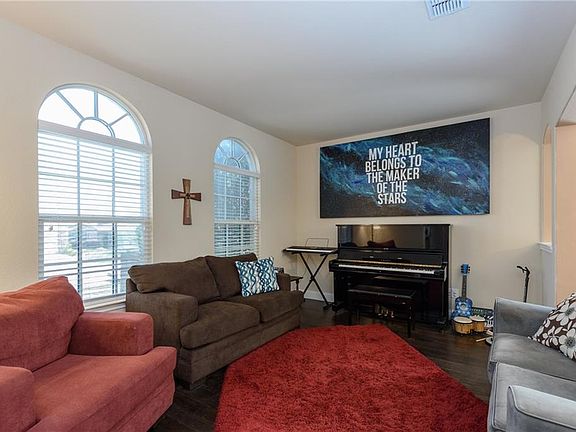 4th image of 6704 Corral Ln