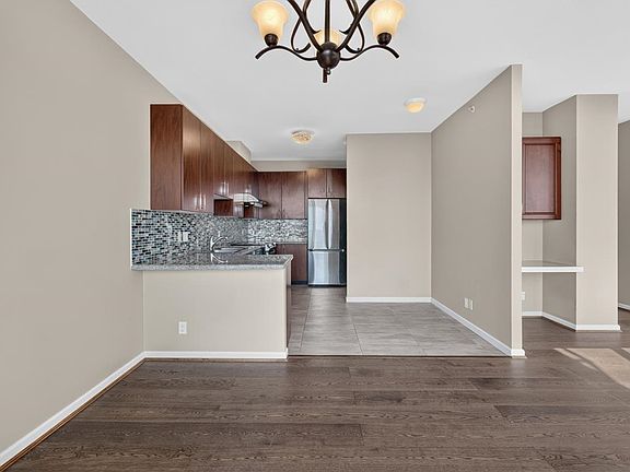 5th image of 7388 Sandborne Ave #1601